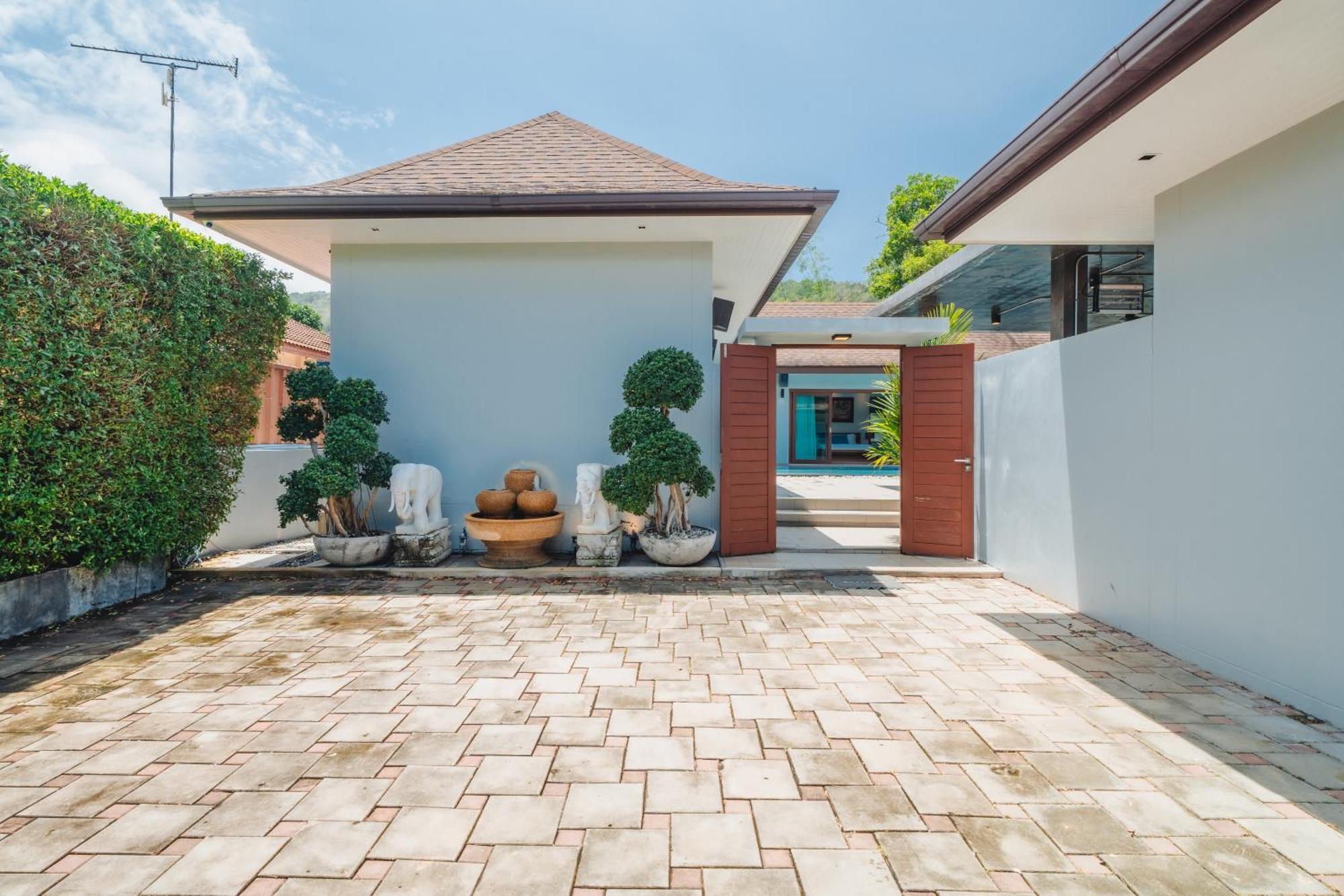 Bangtao Boutique Villa Bang Tao Beach  Exteriör bild